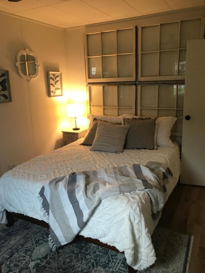 Cheerful 2 Bedroom Cottage On 5Th Decatur エクステリア 写真
